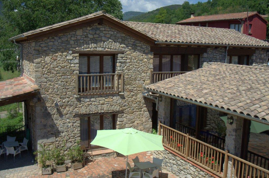 Hostal De La Rovira Oix Ngoại thất bức ảnh