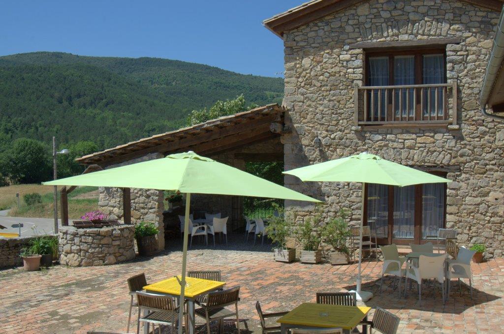Hostal De La Rovira Oix Ngoại thất bức ảnh